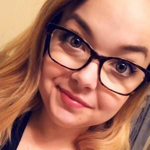 Meet your Posher, Holly